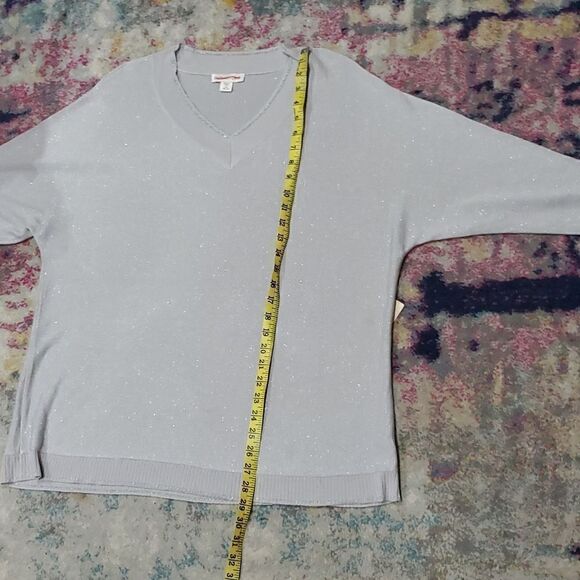 Silver Metallic V Neck Sweater Size 2XL - Picture 7 of 10